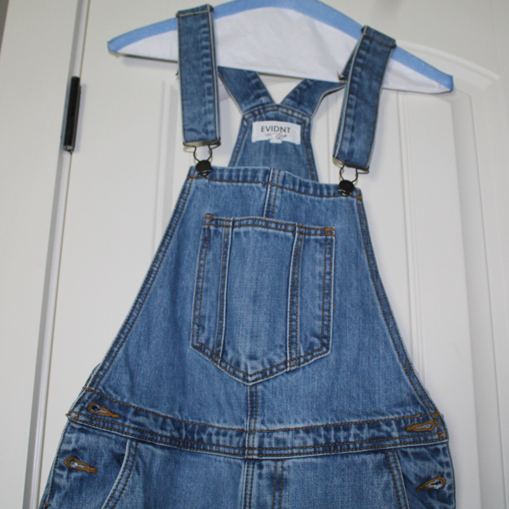 Overalls - Picture 3 of 4